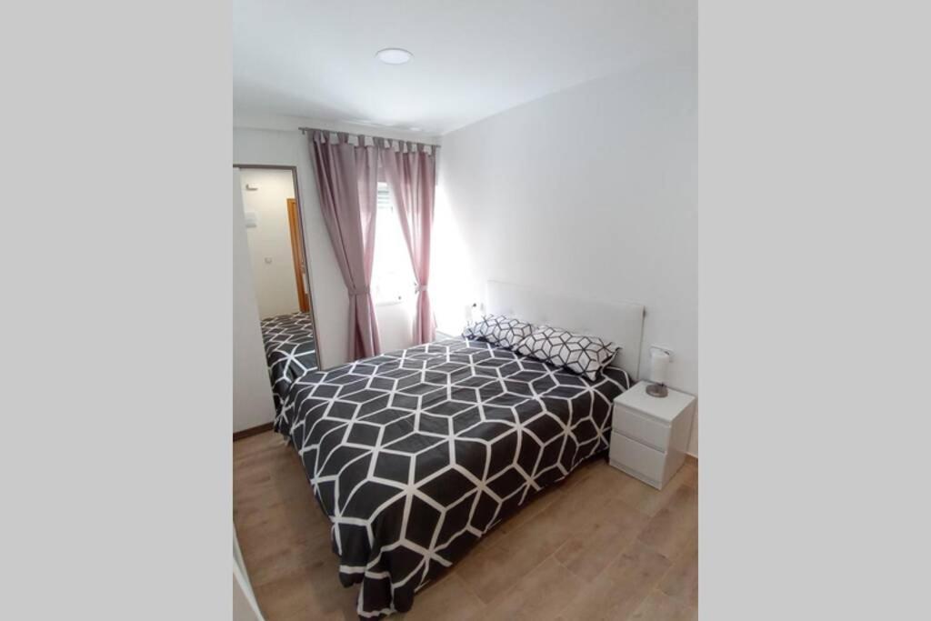 Apartamentos En Alameda Junto Al Corte Ingles Cartagena Exterior foto