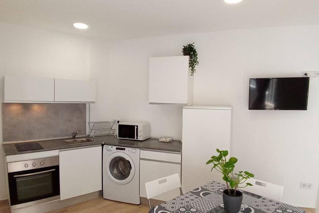 Apartamentos En Alameda Junto Al Corte Ingles Cartagena Exterior foto